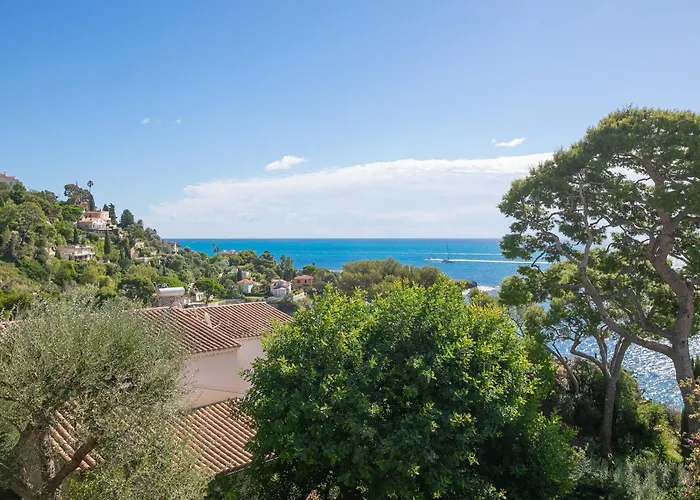 Azur - Happy アパート