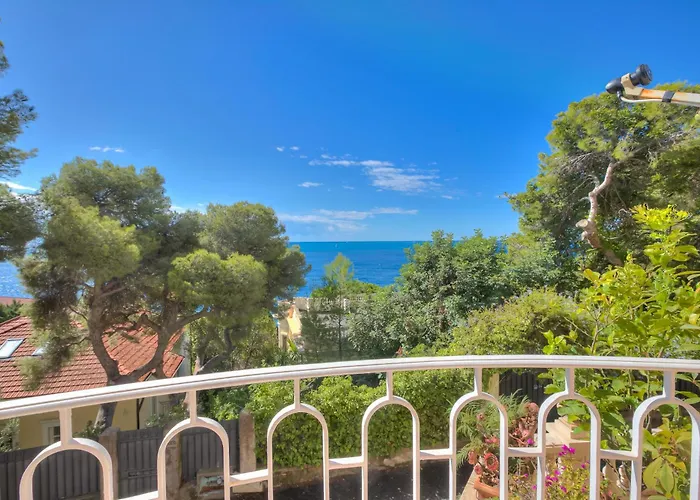 Azur - Happy アパート *